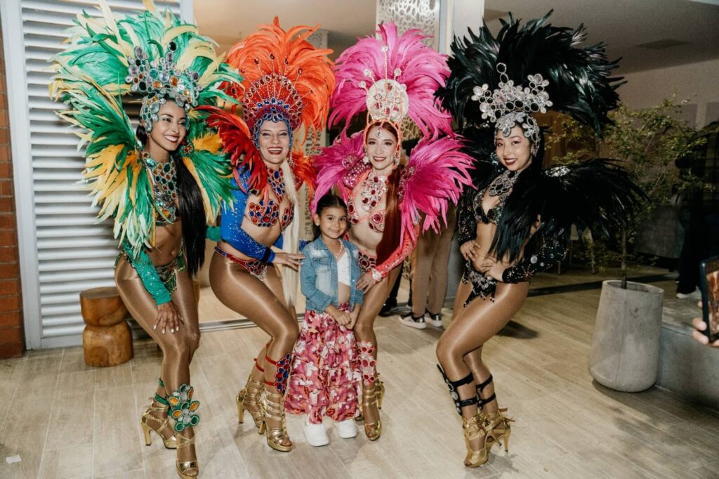 Bailarinas Garotas Poblado Medellin