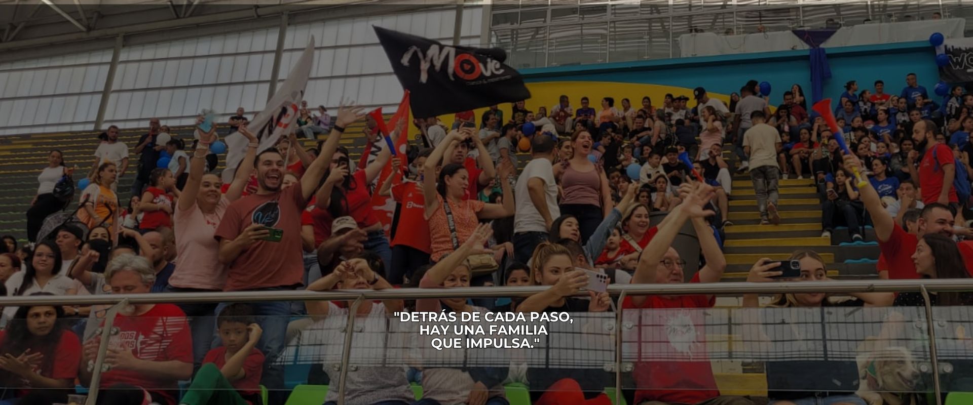 apoyo de padres a sus hijas la barra